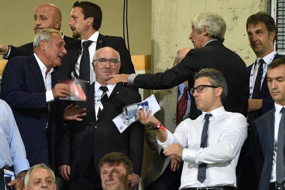 Al fischio finale, sospiro di sollievo per il presidente della Figc Carlo Tavecchio e lo staff dirigenziale della Nazionale. Getty Images